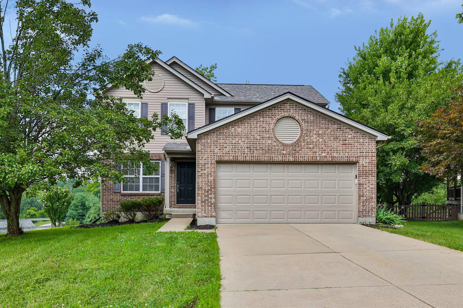 Property Photo: 7704 Falls Creek Way KY 41005