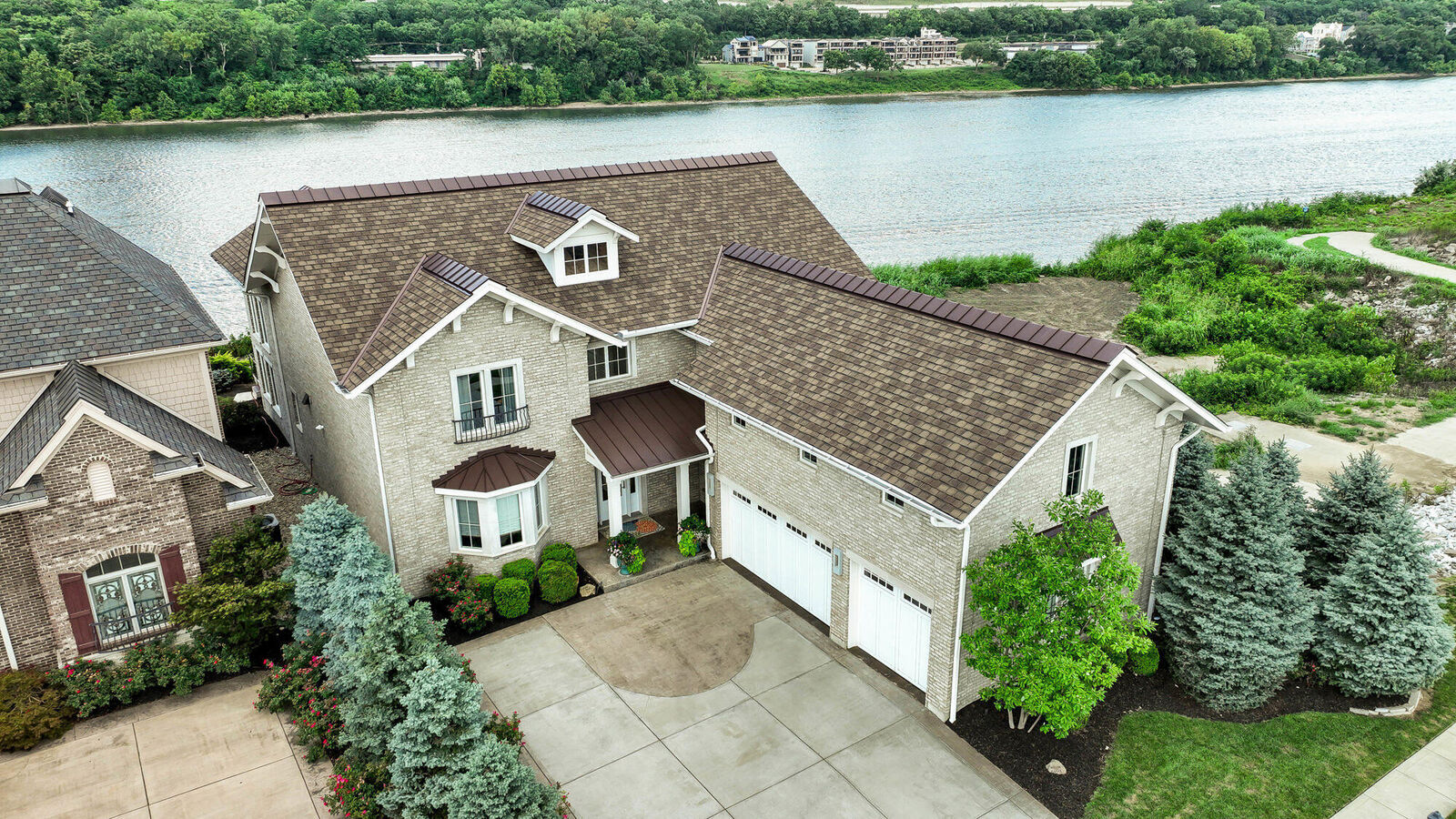 Property Photo:  525 Manhattan Boulevard  KY 41074 