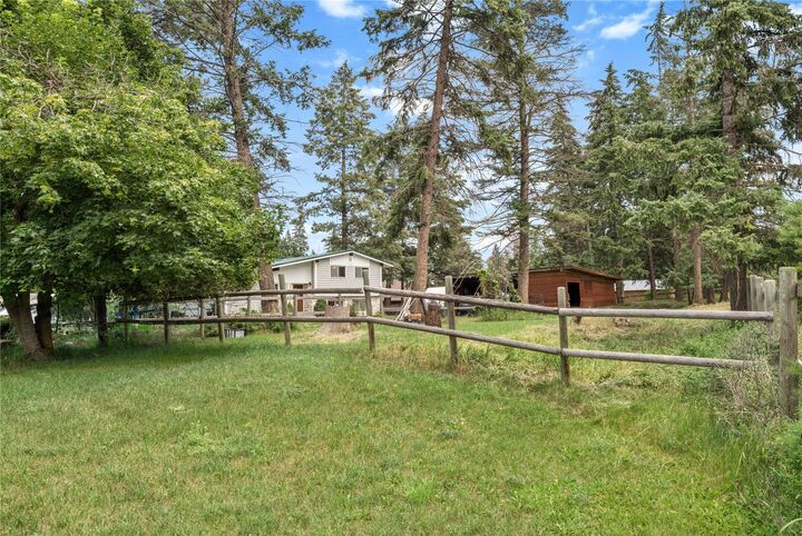 Property Photo: 1785 Hodgson Road MT 59937