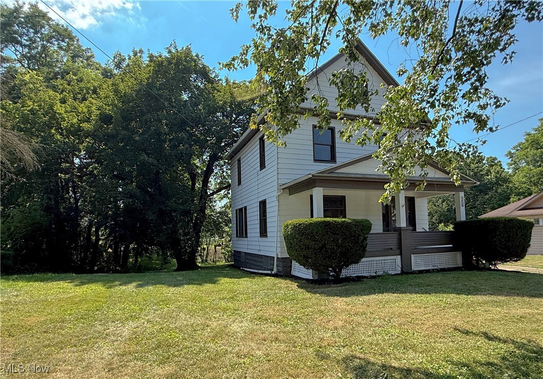 Property Photo: 3448 Neilson Avenue OH 44502