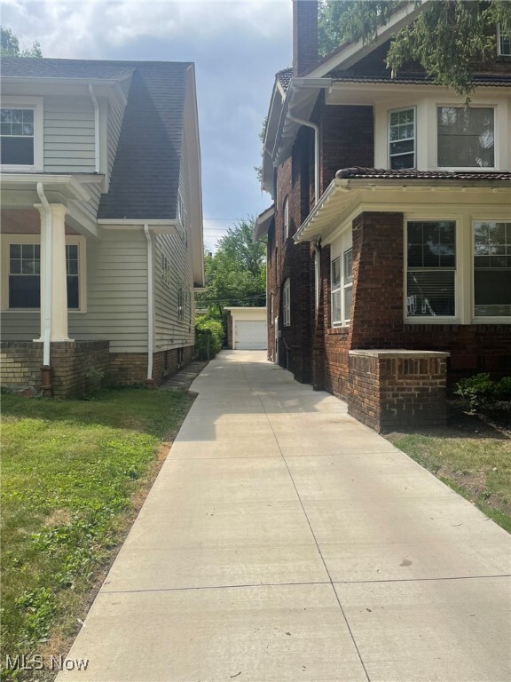 Property Photo:  3084 E. Derbyshire Road E  OH 44118 