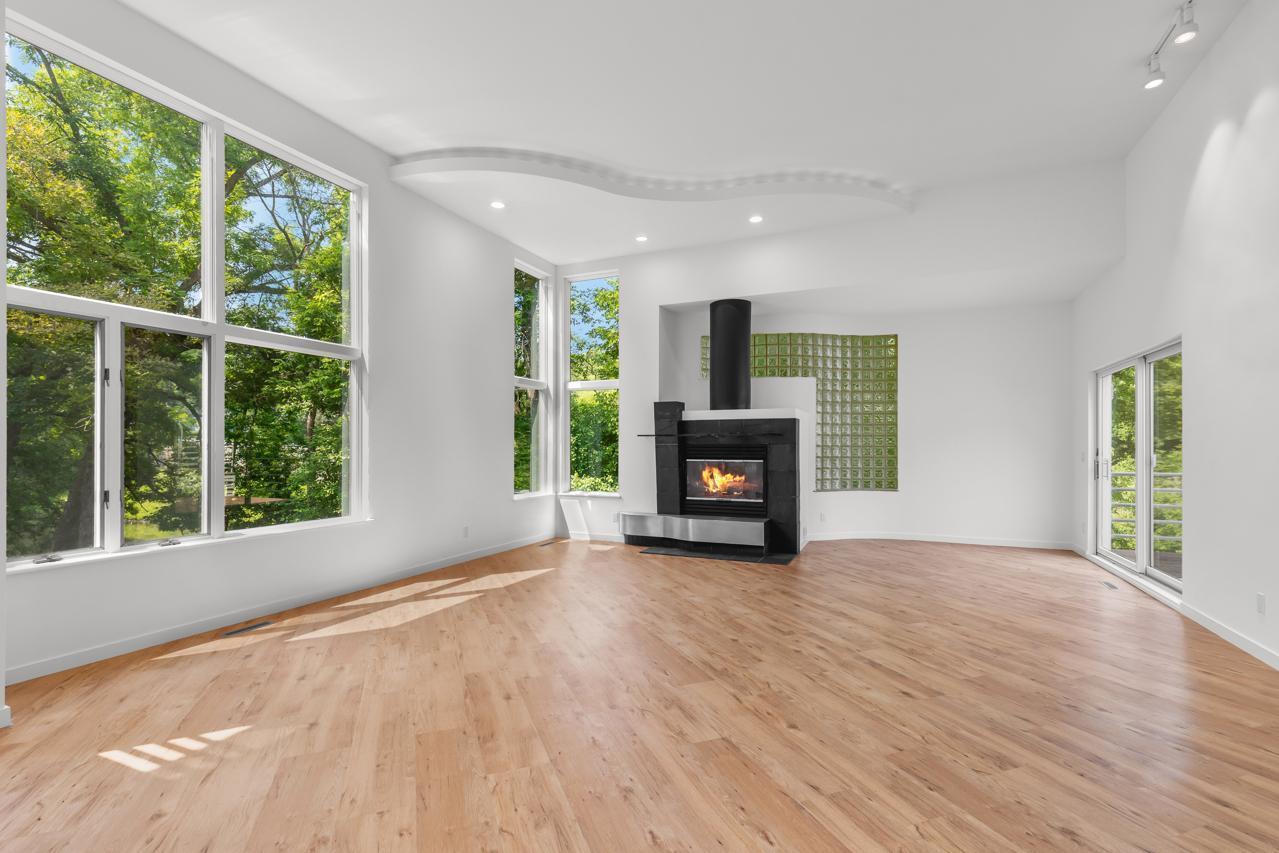 Property Photo: 3520 Fairway Lane MN 55305