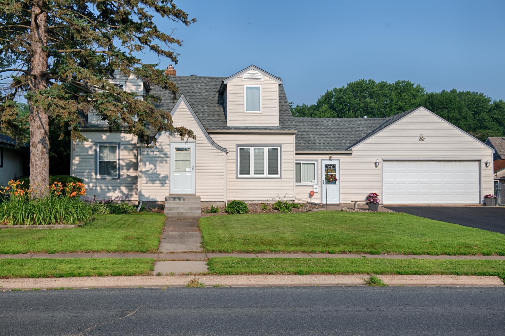 Property Photo: 152 21st Avenue S MN 55075