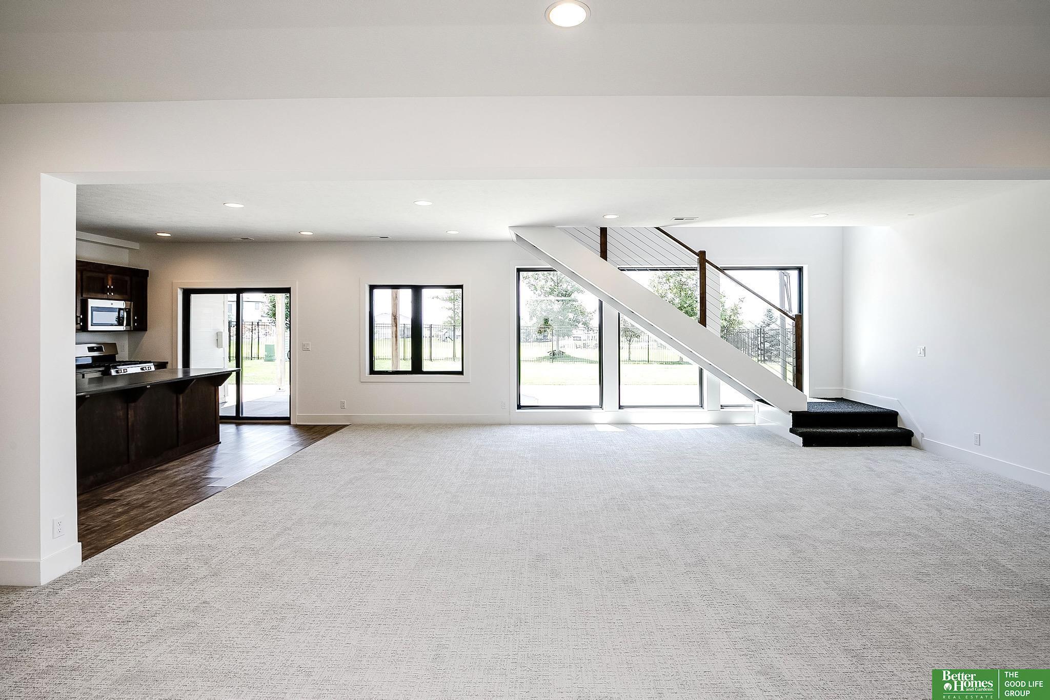 Property Photo: 4426 S 220th Street NE 68022