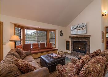 Property Photo:  57383 Lowland Lane  OR 97707 
