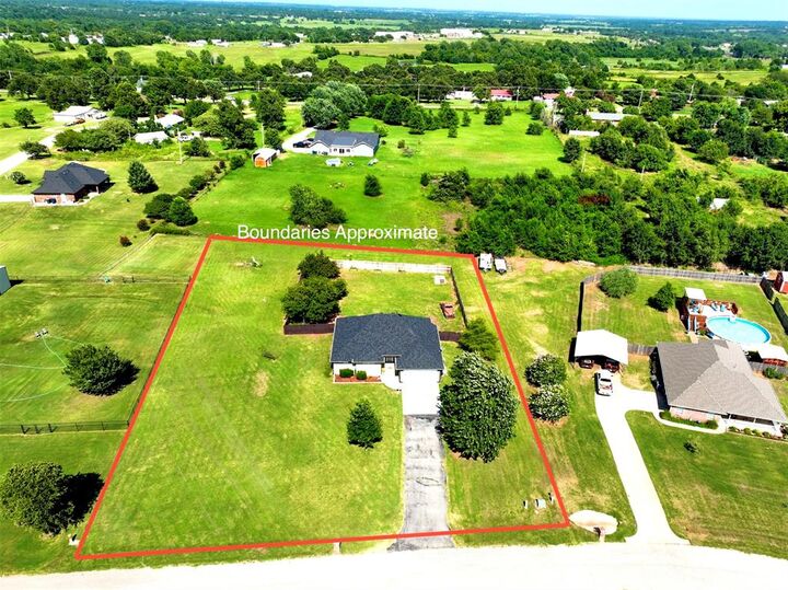 Property Photo: 1778 S Ruby Drive OK 73010