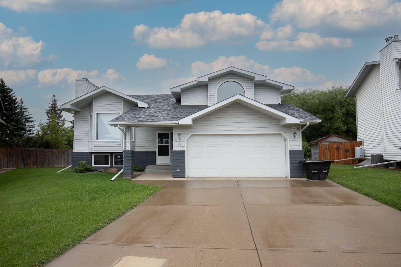 5022 60 Street Close  Lacombe AB T4L 1M3 photo
