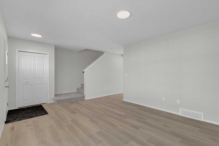 Property Photo:  10 Anna Close  AB T4M 0N1 