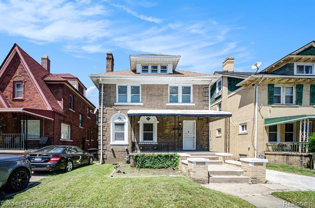 Property Photo:  2704 Burlingame Street  MI 48206 