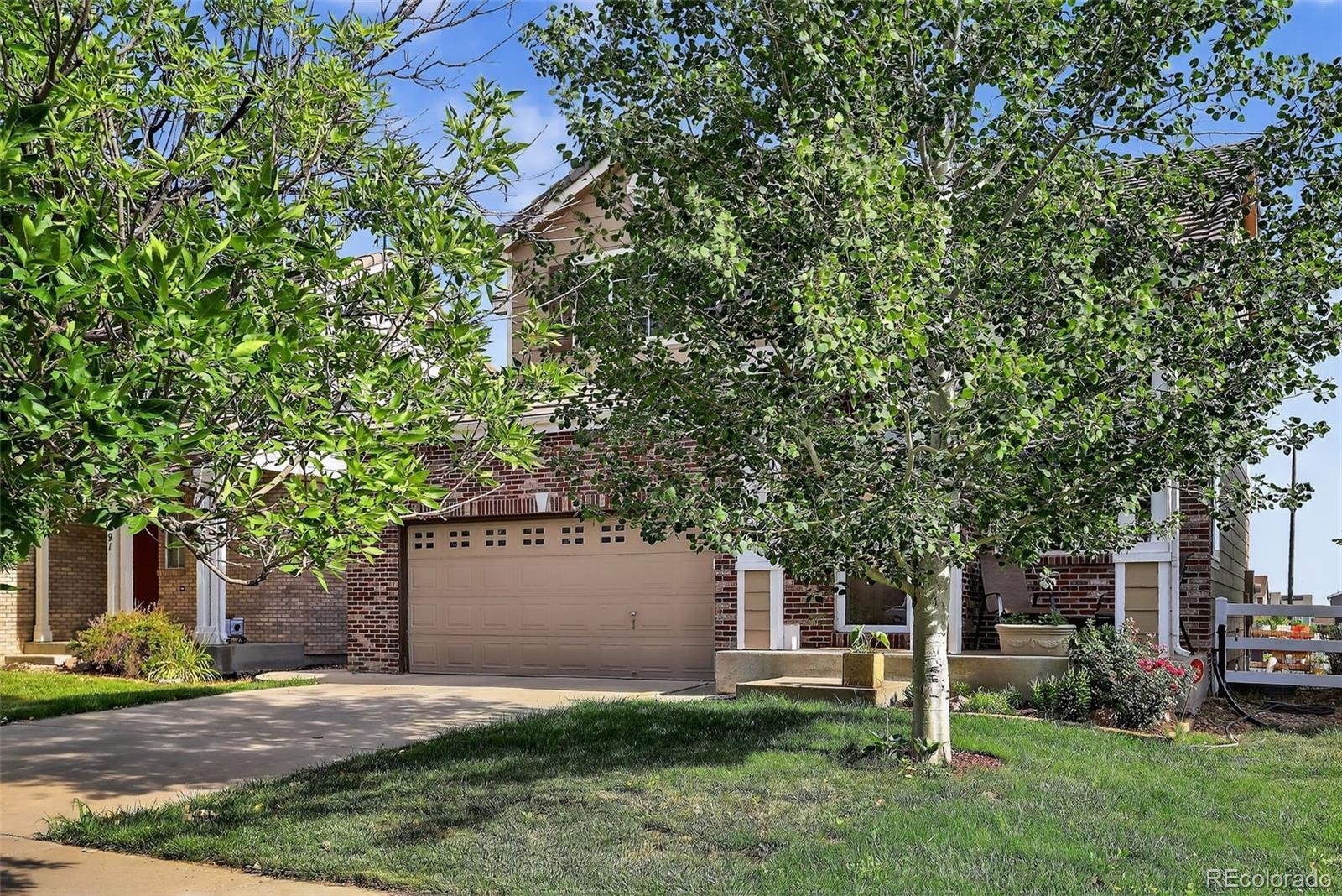 Property Photo: 24703 E Kansas Circle CO 80018
