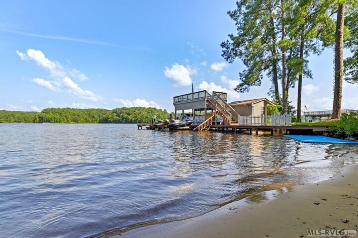 Property Photo:  156 E Cove Dr  NC 27551 