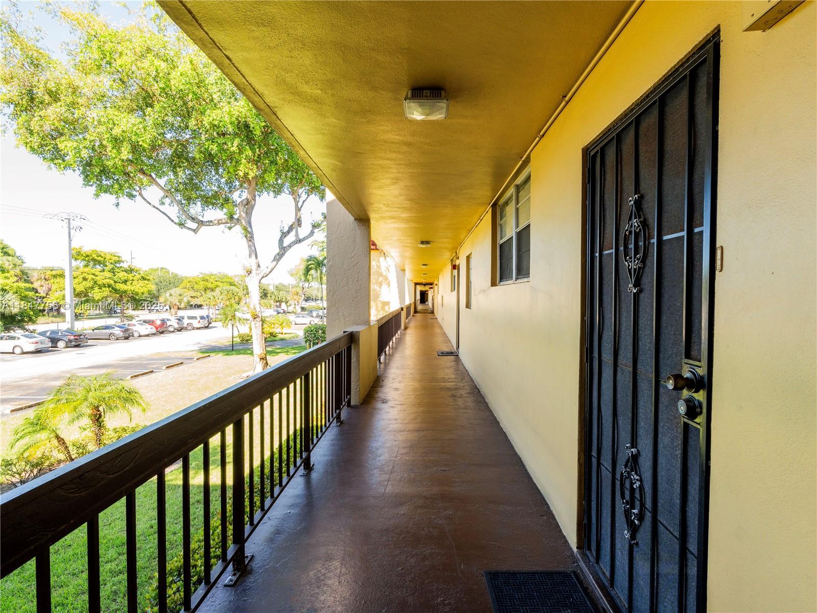 Property Photo: 3195 Foxcroft Rd F211 FL 33025
