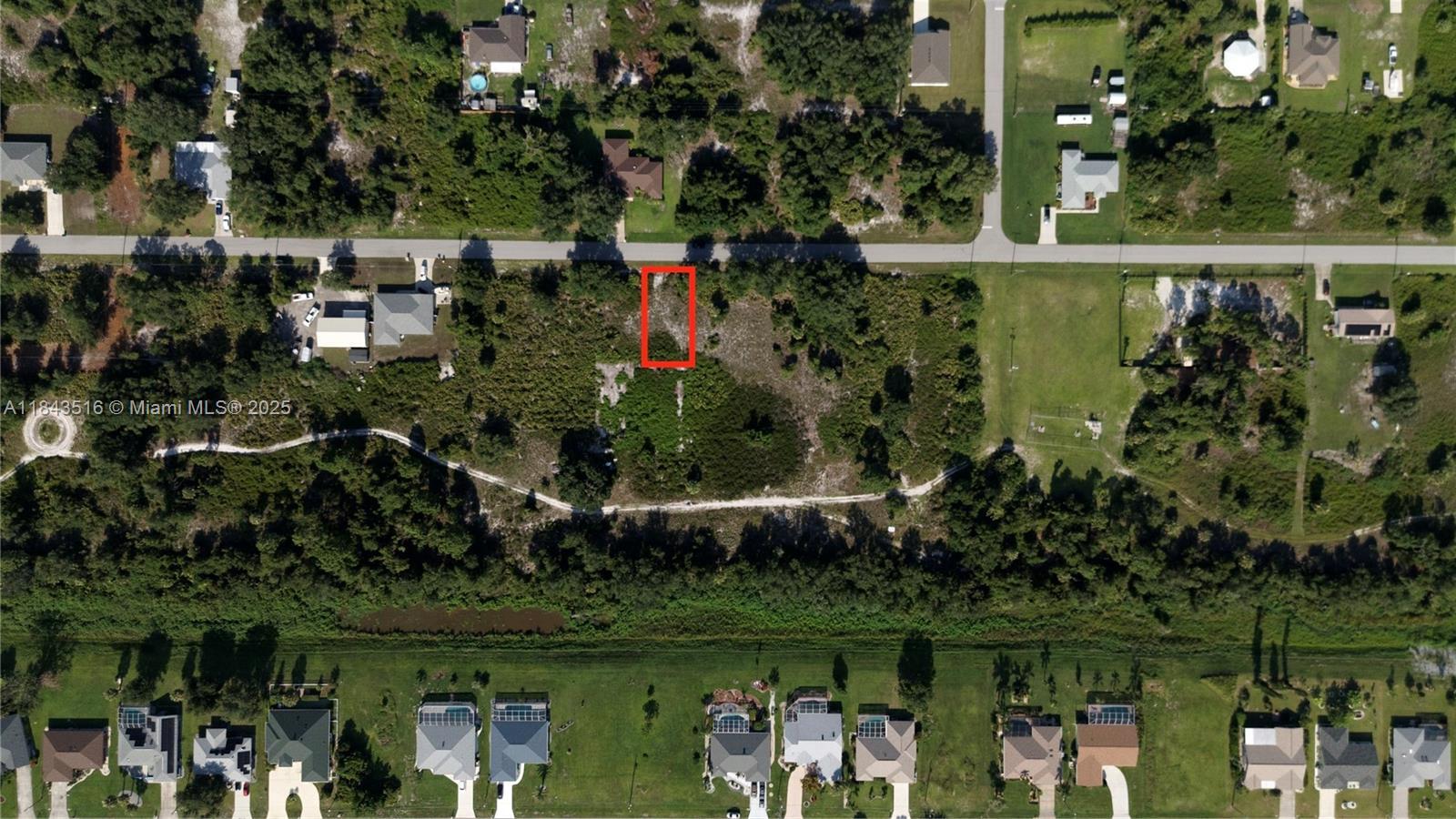 Property Photo:  2189 Highlands Rd  FL 33983 
