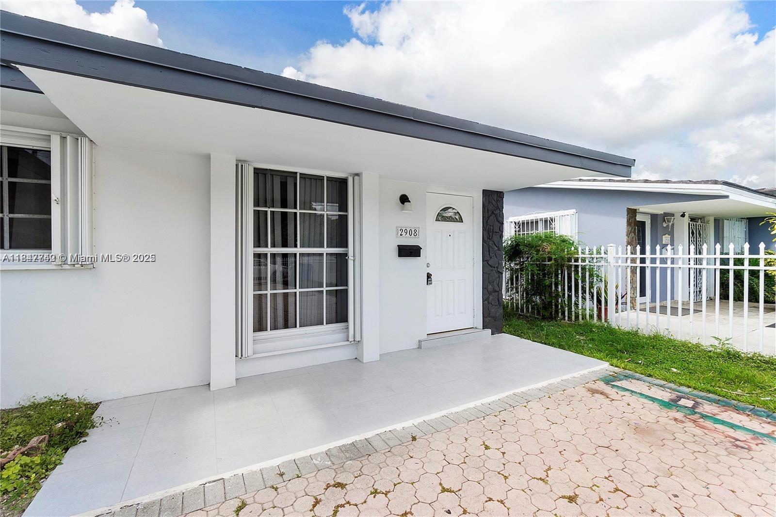 2906 NW 13th St 2908  Miami FL 33125 photo