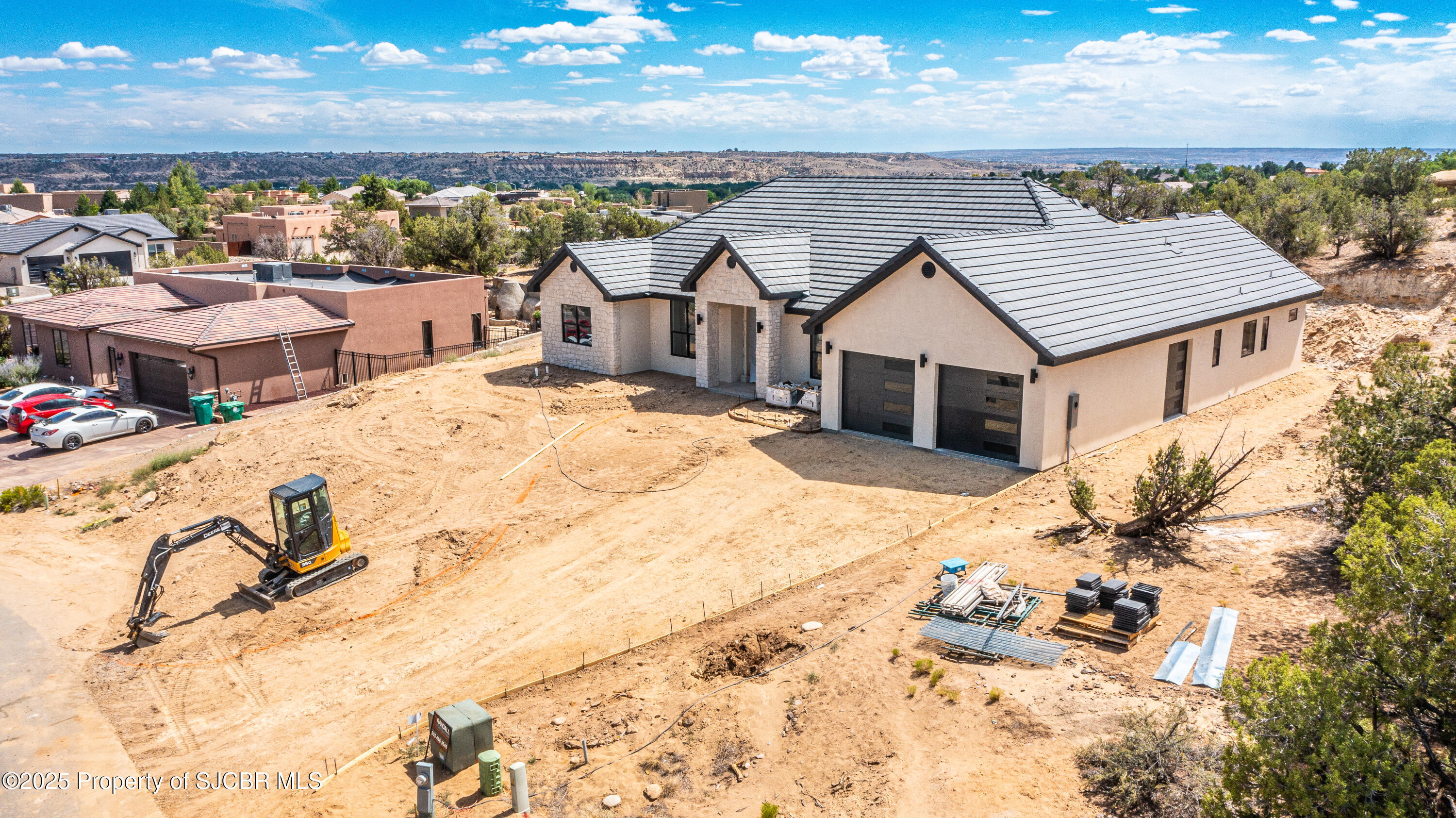 Property Photo: 6511 Big Cedar Road NM 87402