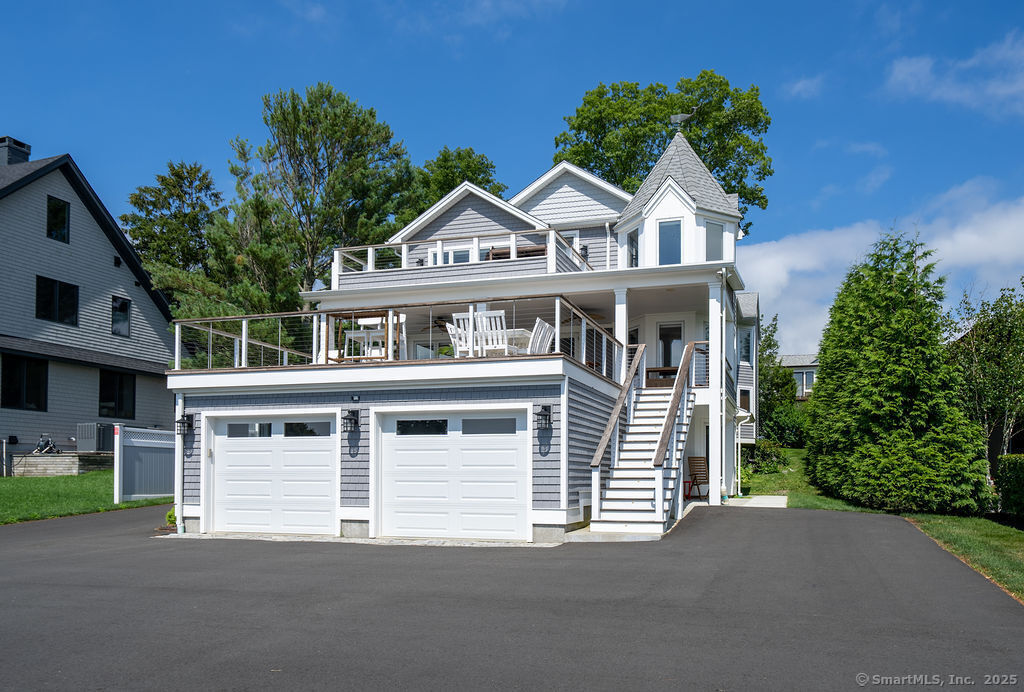 Property Photo:  133 Linden Avenue B  CT 06405 