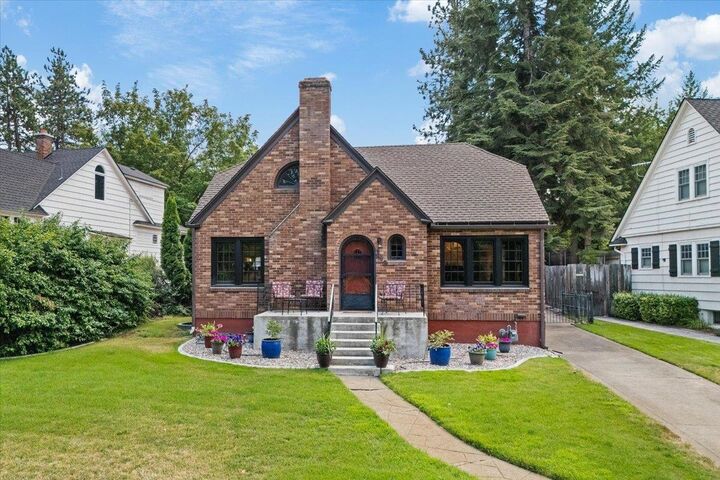 848 E 28th Ave  Spokane WA 99203 photo