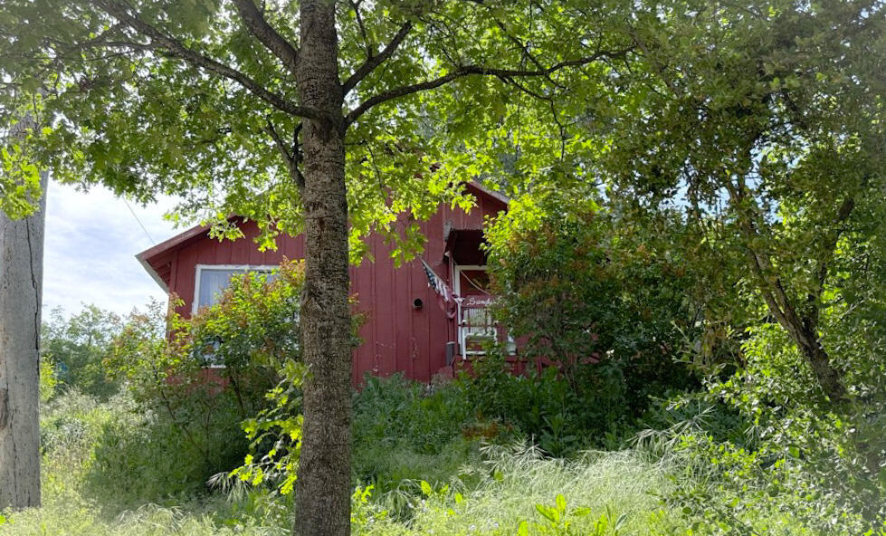 Property Photo: 379 Cedar Brook Trail CA 93207