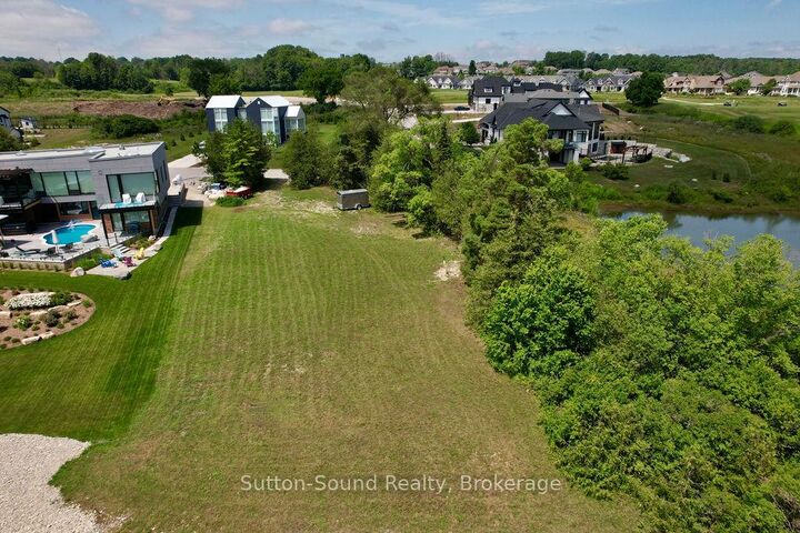 Property Photo:  542 Punkinseed Lane  ON N0H 1S0 