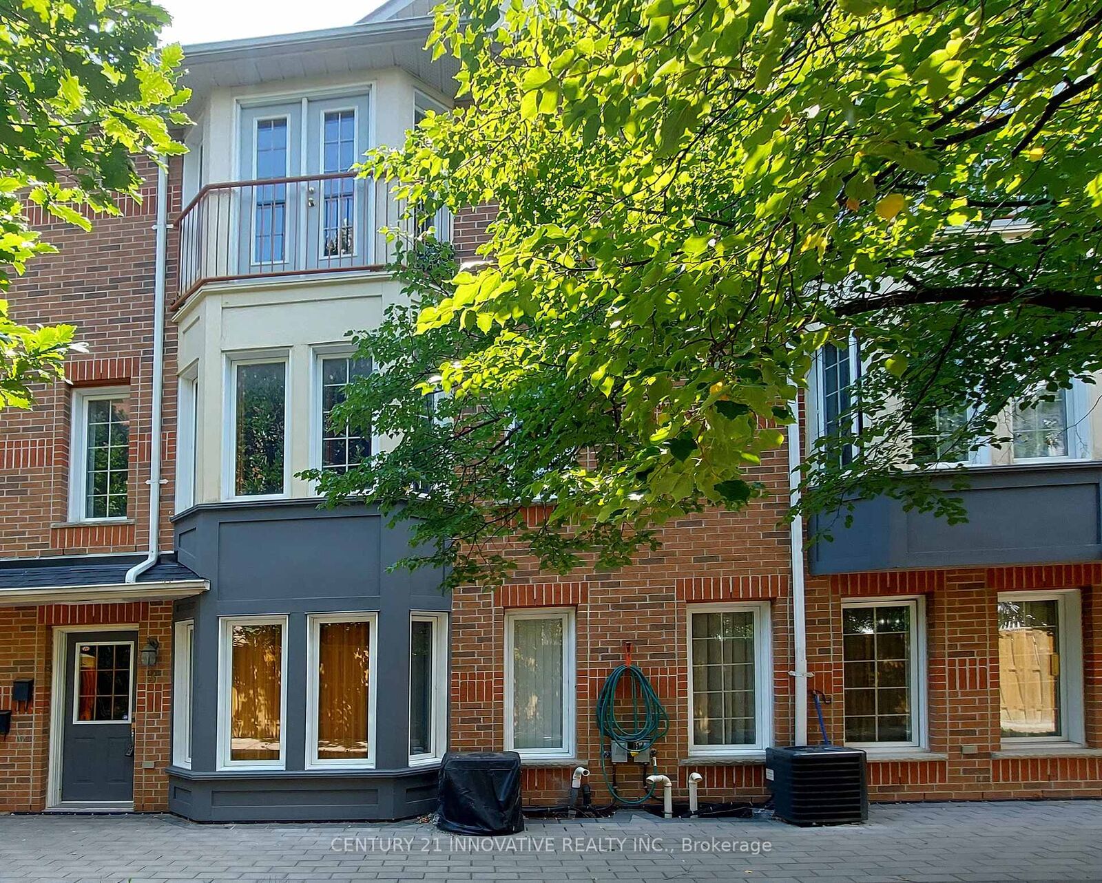 Property Photo: 151 Townsgate Drive 3 ON L4J 8J7
