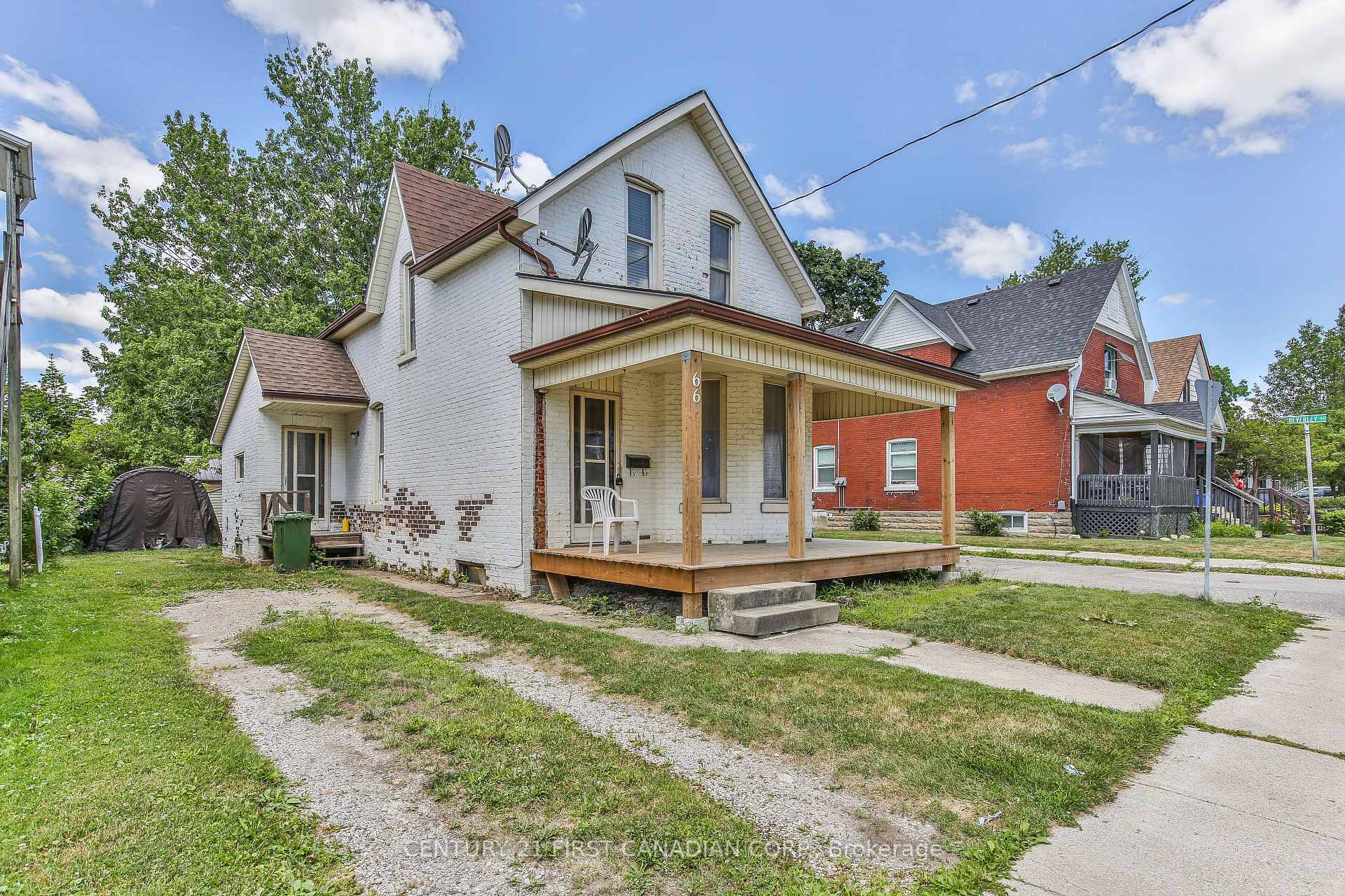 Property Photo: 66 St Catharine Street ON N5P 2W2