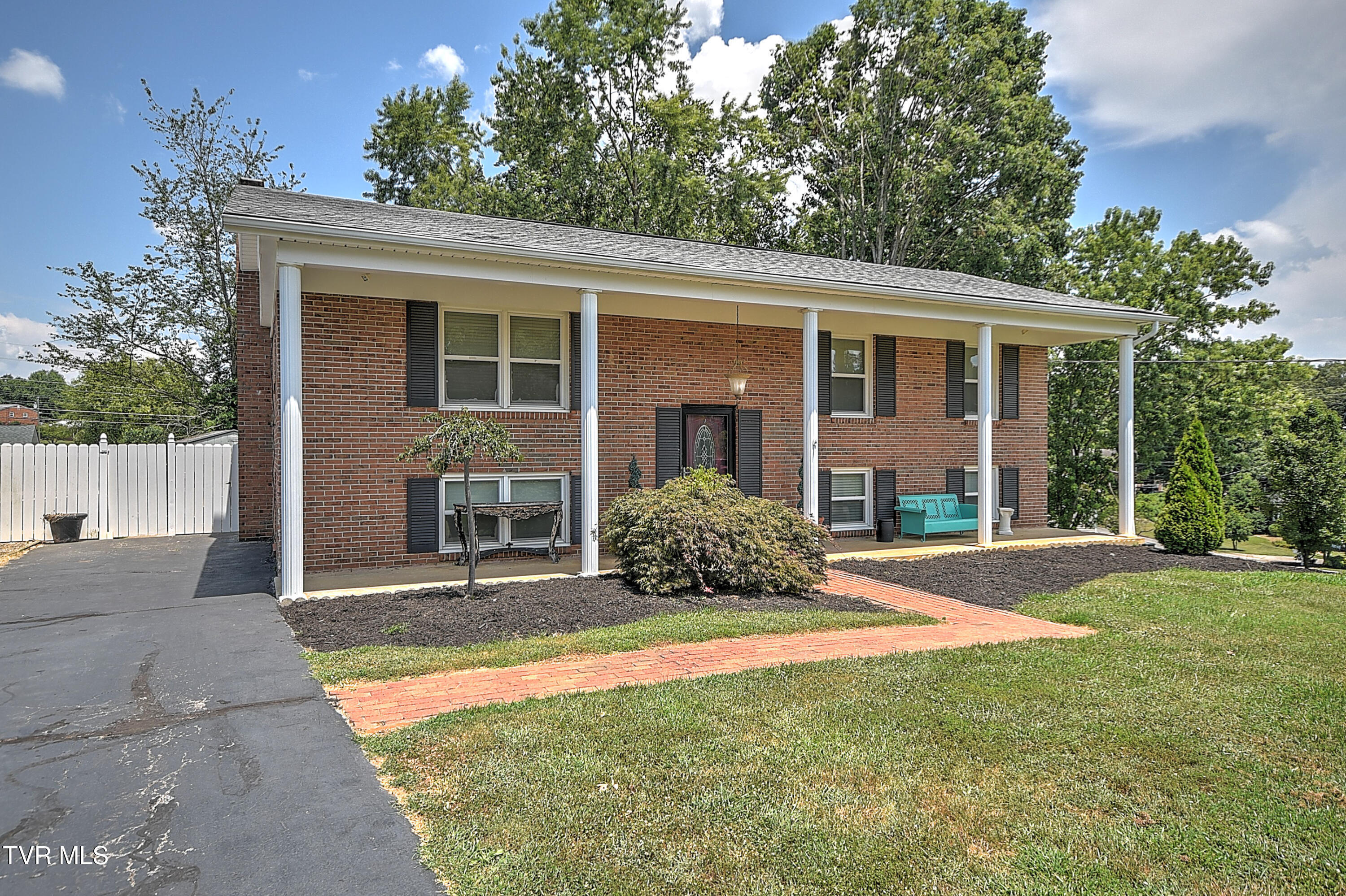 Property Photo:  111 Wayfair Drive  TN 37743 