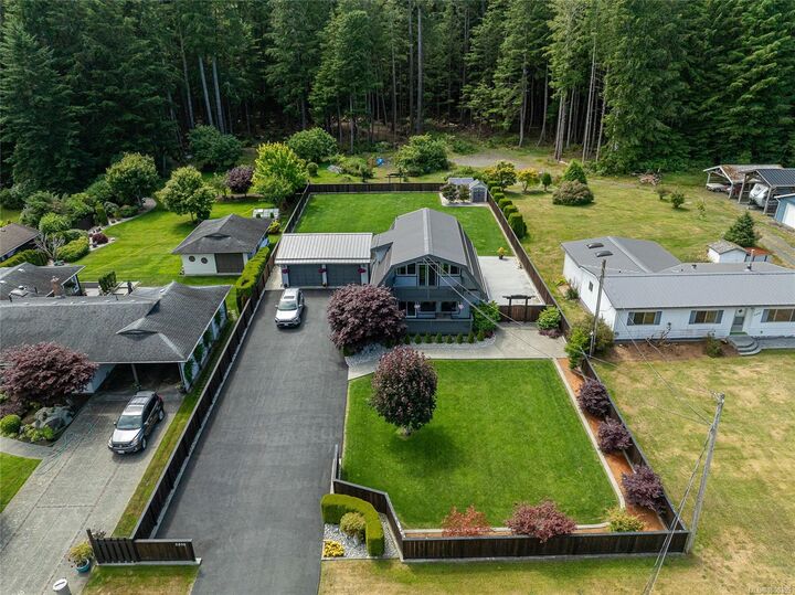 Property Photo:  5830 Beaver Harbour Rd  BC V0N 2P0 