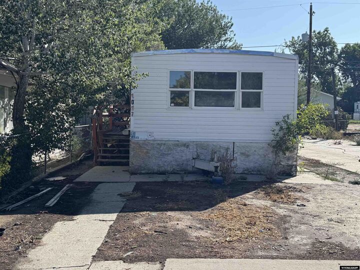 Property Photo:  1017 &Amp 1021 S Cedar Street  WY 82601 