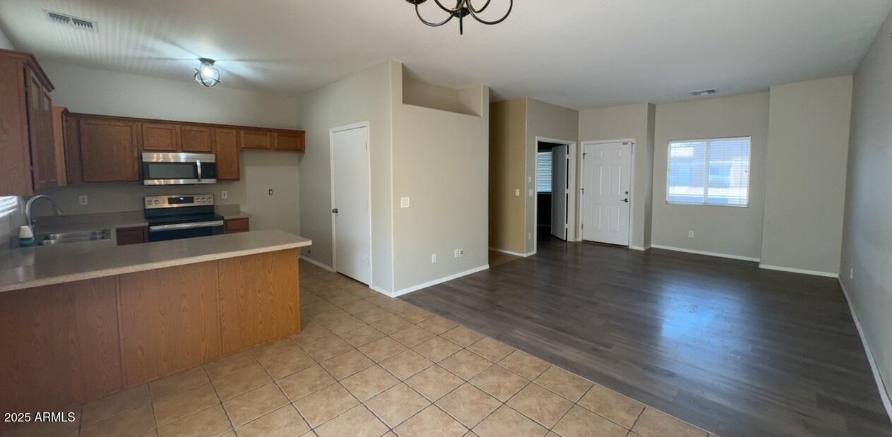 Property Photo: 2300 E Magma Road 91 AZ 85143