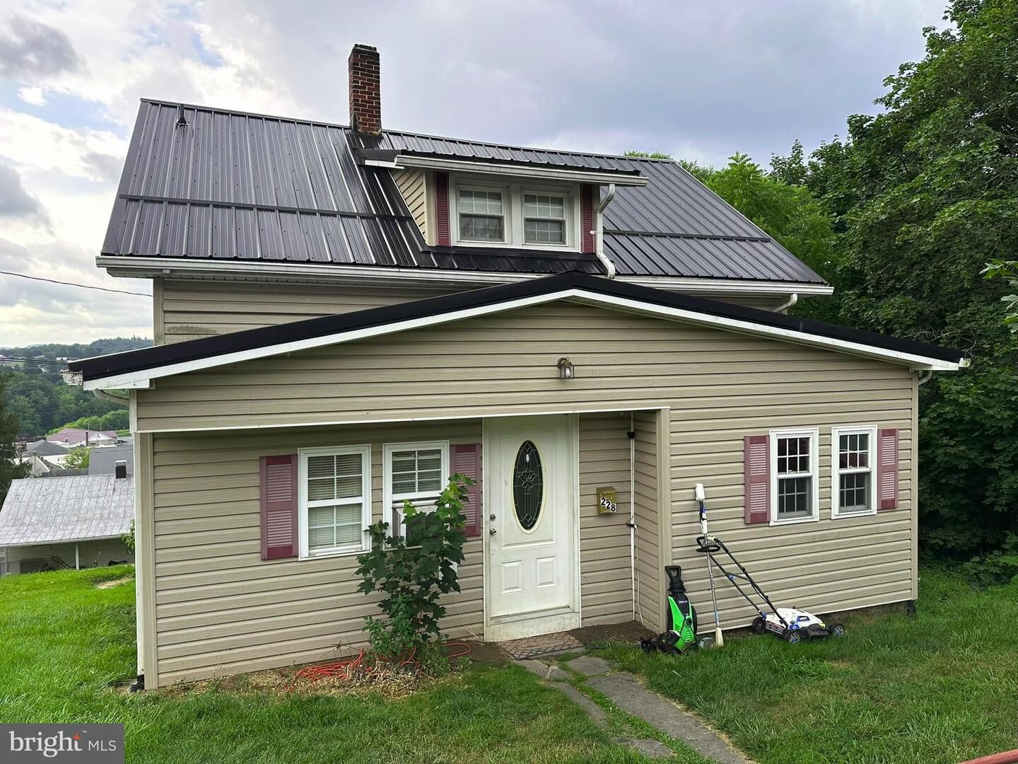 Property Photo:  228 E 2nd Street  PA 15537 