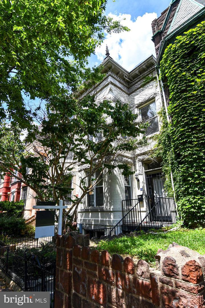 Property Photo: 11 R Street NW DC 20001