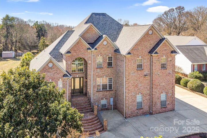 Property Photo: 109 Dabbling Duck Circle NC 28117