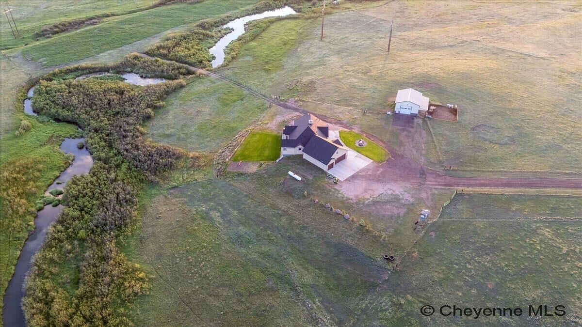 Property Photo: 1102 Dusty Rd WY 82009
