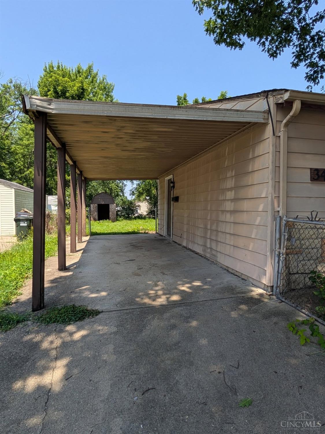 Property Photo: 3484 Redskin OH 45251