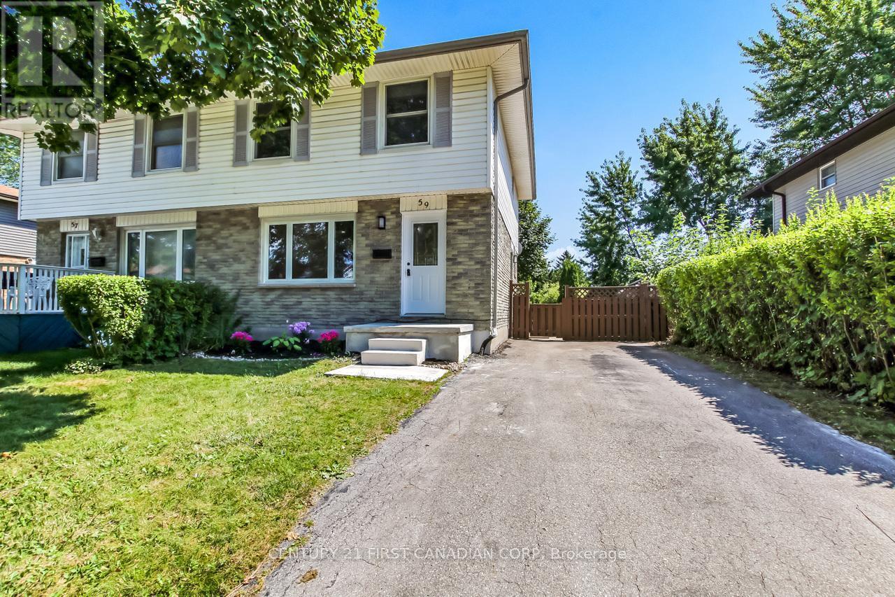 Photo de la propriété: 59 Augusta Crescent ON N6E 2C9