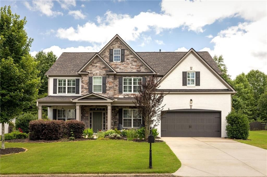 Property Photo:  374 Heritage Overlook  GA 30188 