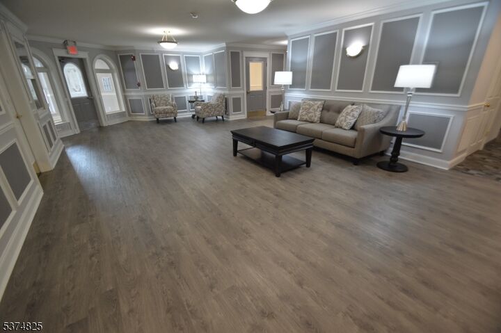 Property Photo:  21 Jenny Lind St Unit 20  NJ 07857 