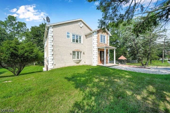 Property Photo: 620 Lackawanna Ave NJ 07424