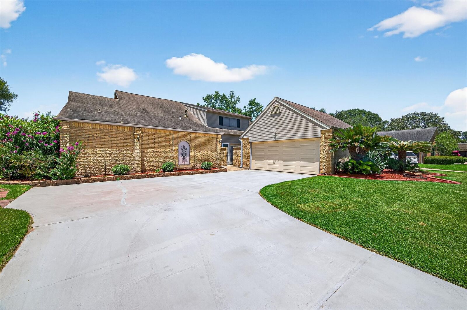 Property Photo:  3710 Point Clear Drive  TX 77459 