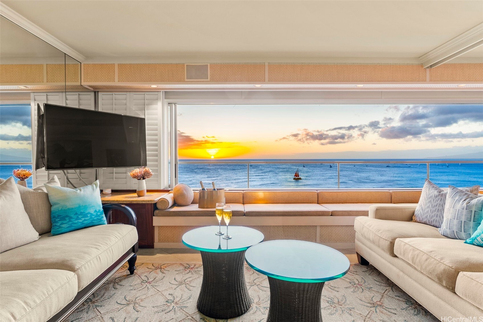 Property Photo: 2895 Kalakaua Avenue 1403, 1404 &Amp 1405 HI 96815