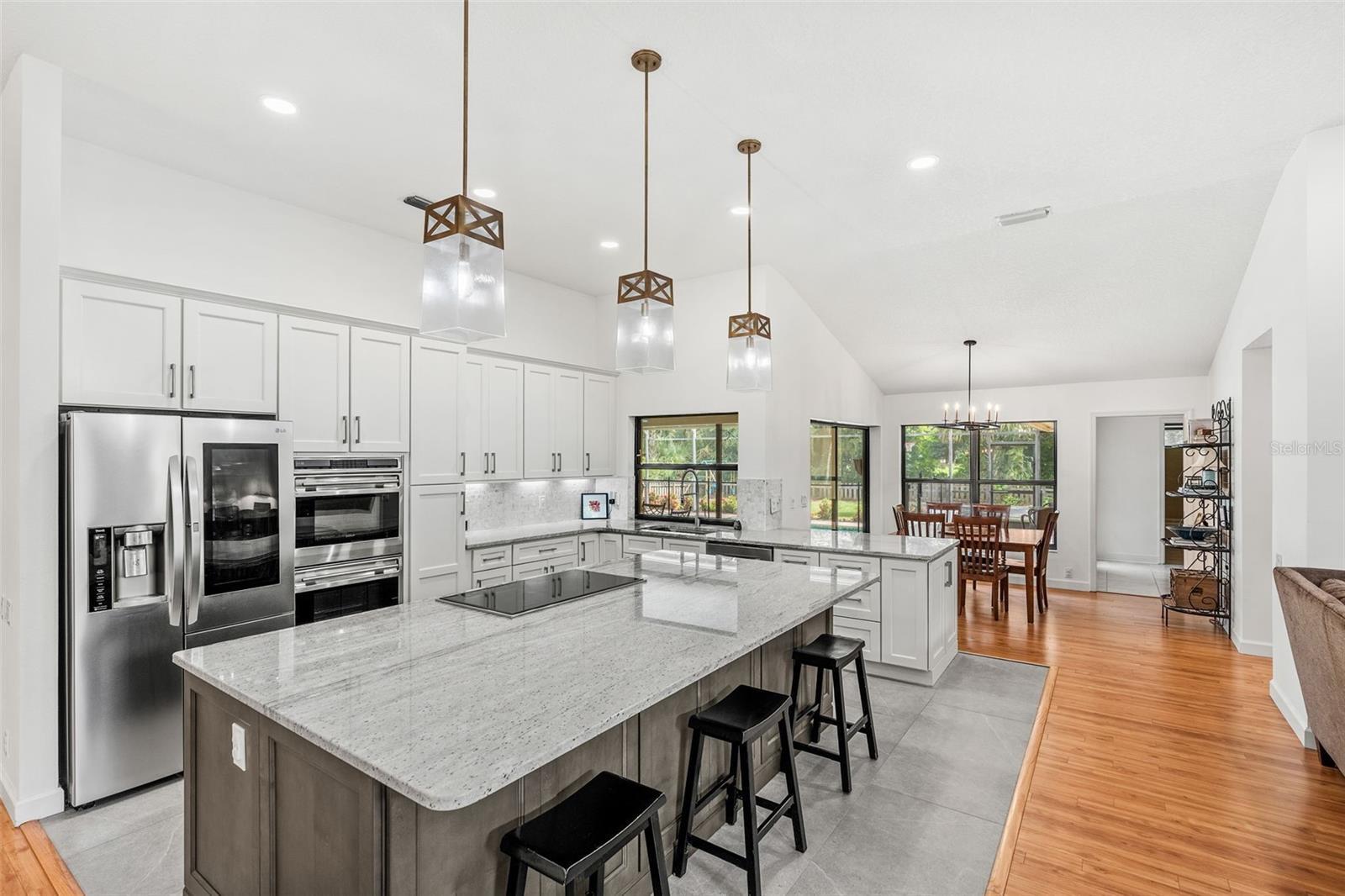 Property Photo: 2600 Westminster Terrace FL 32765
