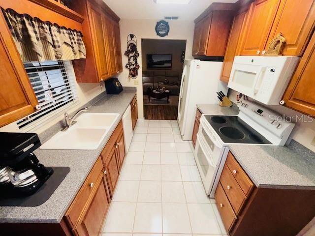 Property Photo: 38648 Ferm Circle FL 33540