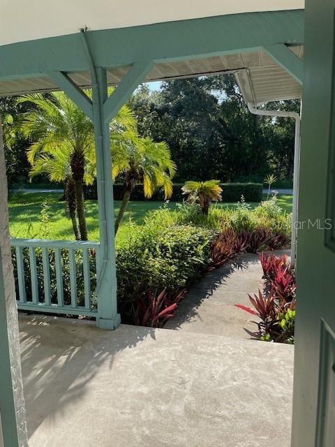 Property Photo: 1020 Myrtle Avenue FL 34771