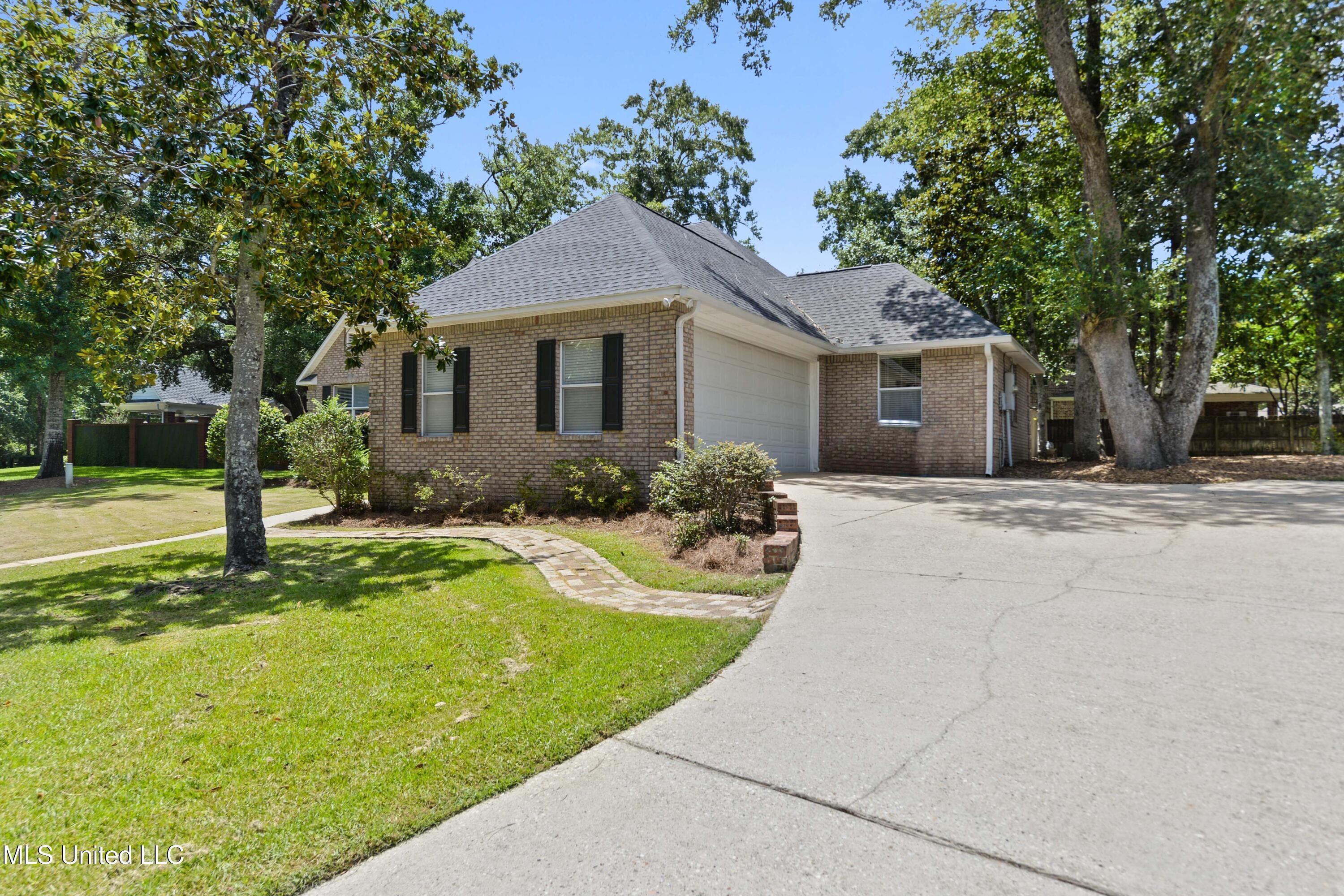 Property Photo:  3609 Portree Place  MS 39564 