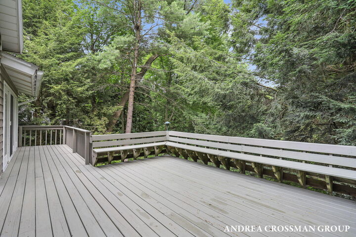 Property Photo: 17220 Quail Creek Drive MI 49456