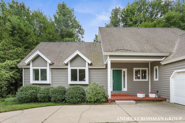 Property Photo:  17220 Quail Creek Drive  MI 49456 