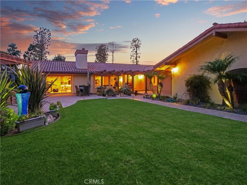 Property Photo:  30256 Avenida Selecta  CA 90275 