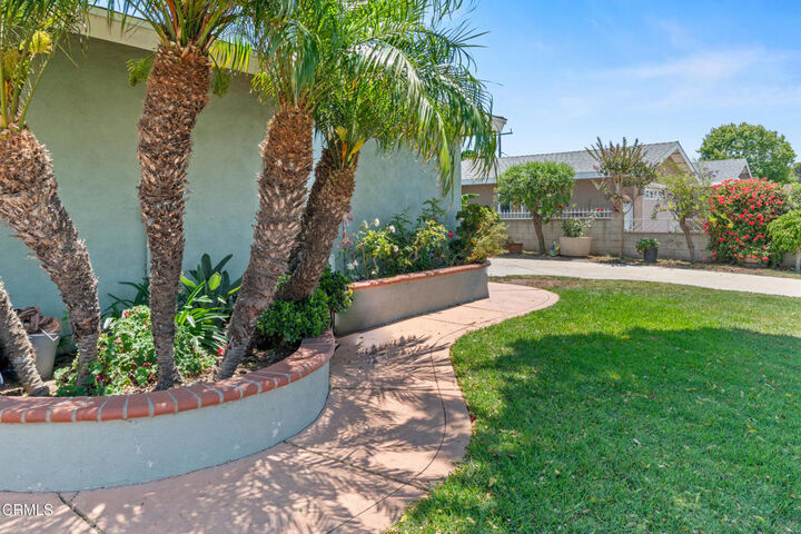 Property Photo:  4700 Hamilton Avenue  CA 93033 