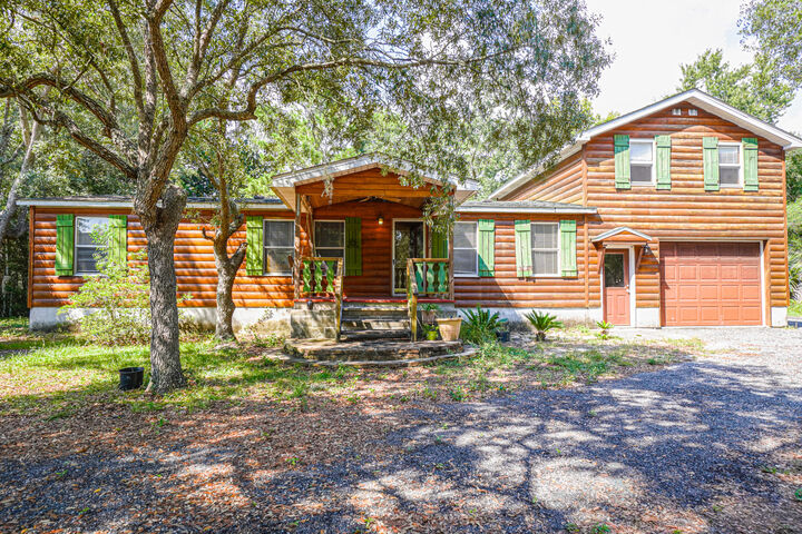 Property Photo:  6732 Deena Lane  FL 32566 