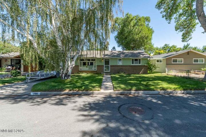 Property Photo: 706 Hillcrest Road NV 89703
